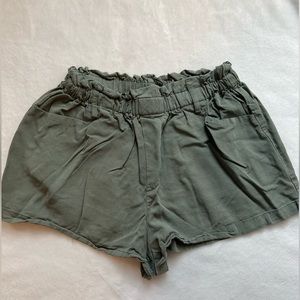 Lightweight shorts